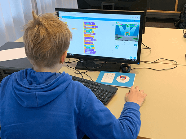 Eksempel på en elev fra 6. klasse, som koder tegnefilm på tysk